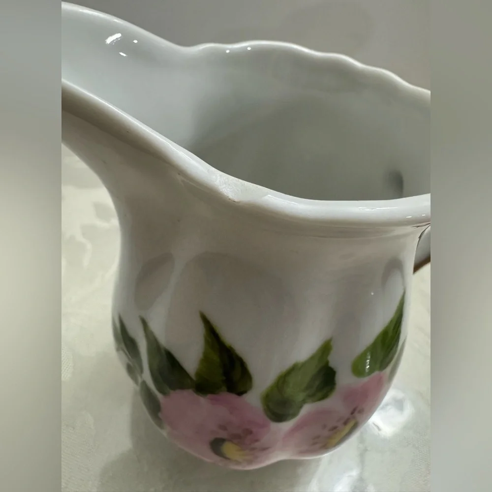 Vintage hand-painted creamer and sugar bowl set, porcelain (As-Is) by Edye 1971